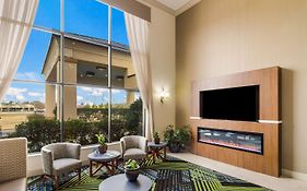 Clarion Pointe New Bern